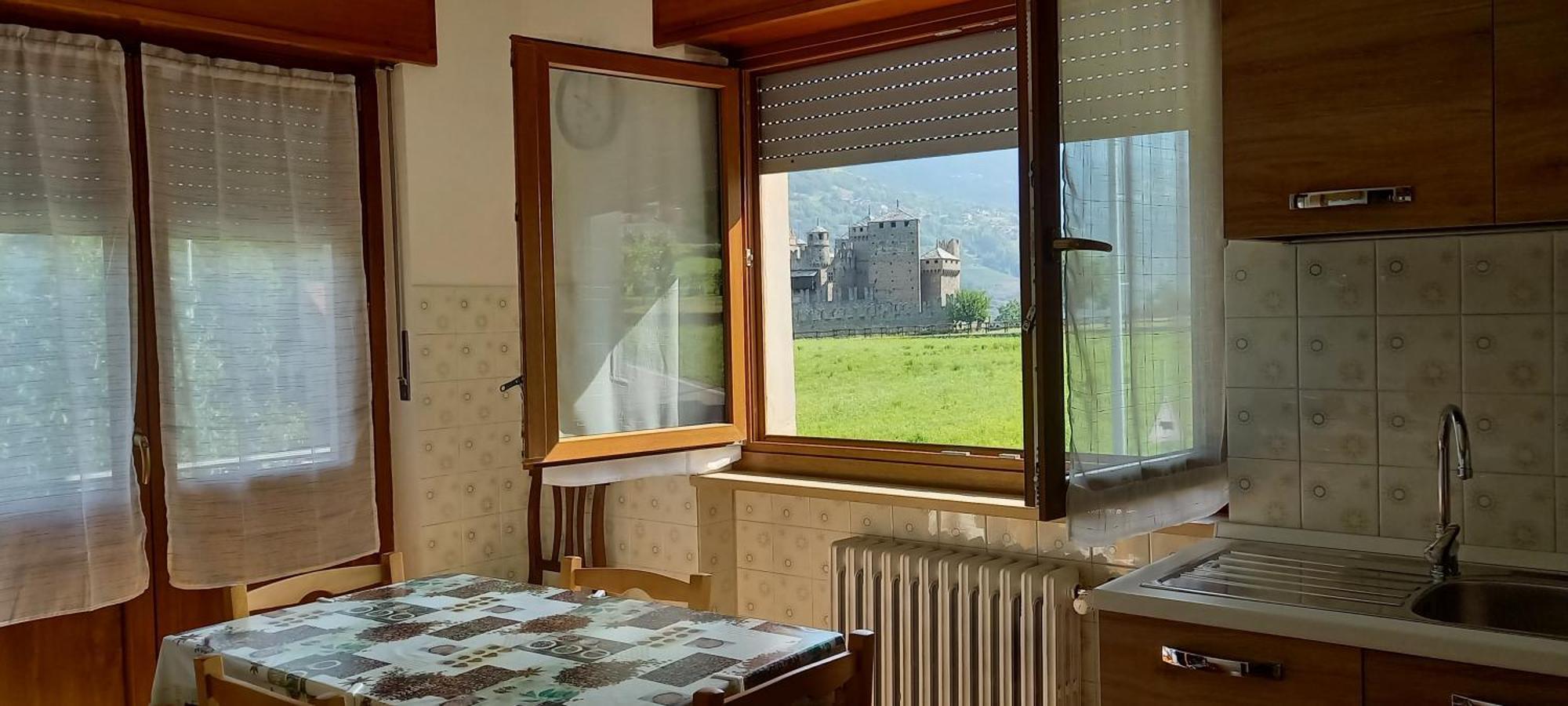 Vue Du Chateau Villa Fenis Exterior photo